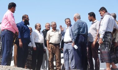 محافظ أبين مشروع الطاقة المتجددة 70 ميجا سيسهم في زيادة الطاقة وتخفيف معاناة المواطنين