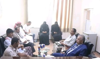 فريق التوجيه والرقابة الرئاسي وقيادة انتقالي المهرة يطلعون على نشاط مكتب الشؤون الاجتماعية والعمل بالمحافظة