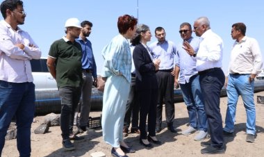 السفيرة الفرنسية ومدير مياه عدن يتفقدان مشاريع منظمة تراينجل لتحسين البنية التحتية المائية في العاصمة