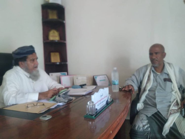 لقاء يجمع مدير عام الأوقاف والإرشاد بأبين  بنائب مدير الجهاز المركزي