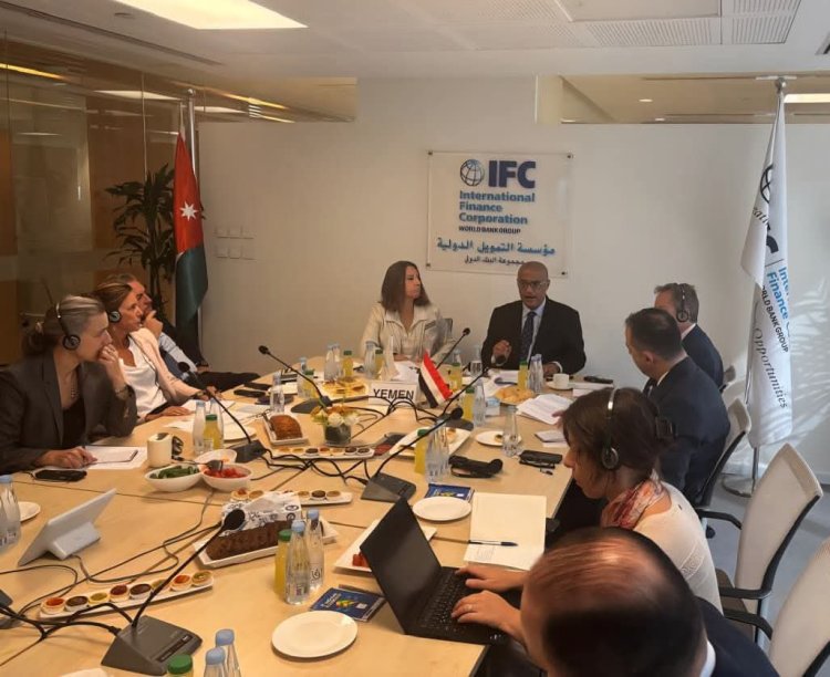 وزير التخطيط يستعرض أمام شركاء اليمن الإنجازات الحكومية في الإصلاحات الاقتصادية وخطة التعافي