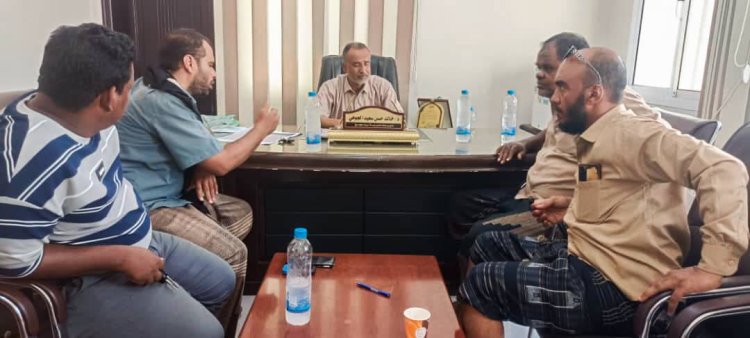 مدير عام بروم ميفع يلتقي بفريقا هندسيا لمناقشة وضع مشروع مياه بروم وآليات تطويره