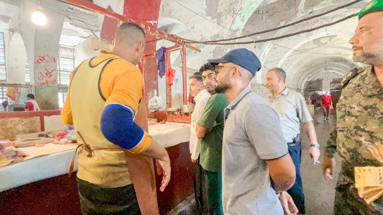 مدير عام مديرية صيرة يقود حملة ميدانية لضبط الأسعار في أسواق المديرية