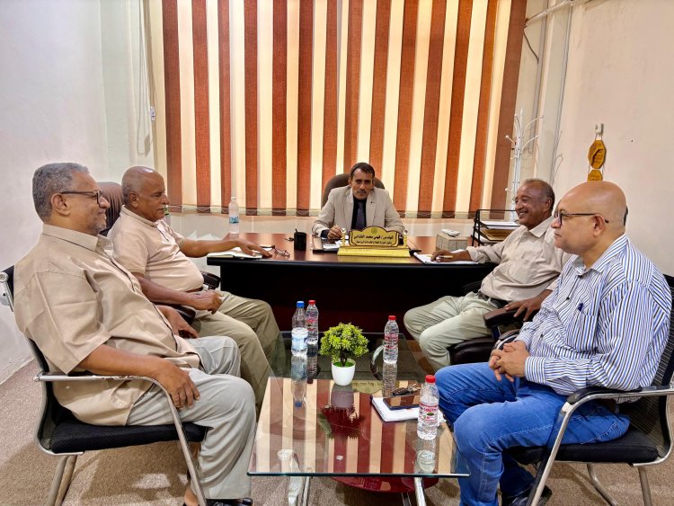 الوكيل الغتناني يرأس اجتماعًا موسعًا لمدراء عموم قطاع الخدمات الزراعية