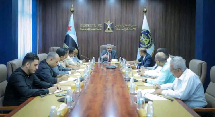 هيئة الإعلام والثقافة تناقش التحضيرات النهائية للخطة الإعلامية لتغطية فعاليات الذكرى 62 لثورة 14 أكتوبر المجيدة