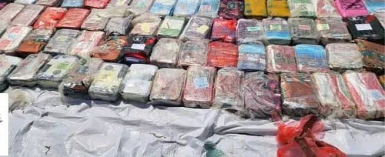 الحملة الأمنية المشتركة تضبط قارب تهريب يحمل طنًا من المخدرات قرب باب المندب