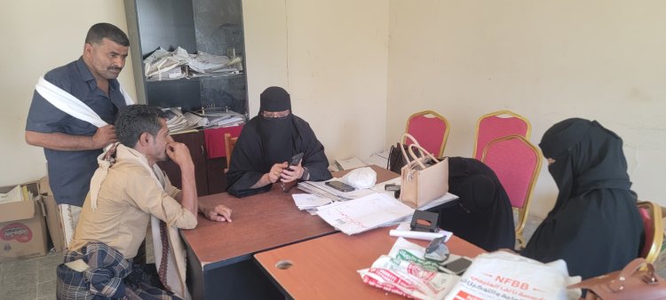 مديرة الخدمة المدنية بأبين .. تعمل بصمت رغم المصاعب ..!!