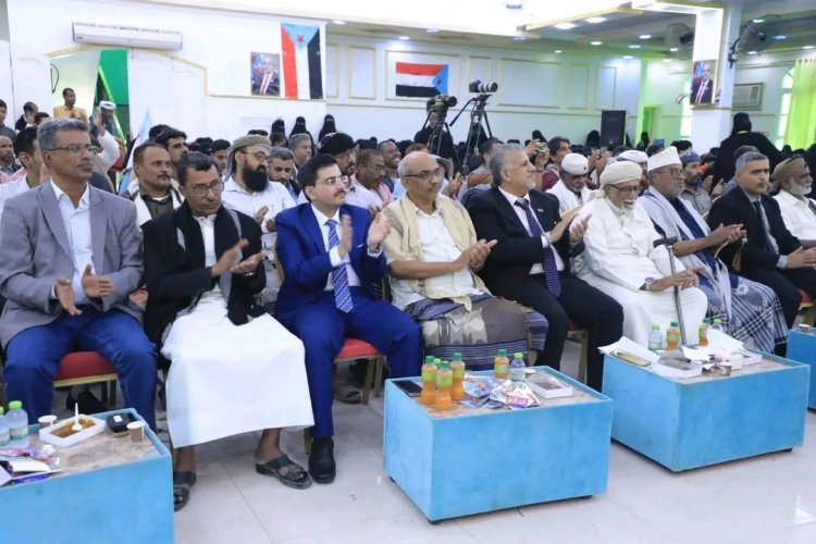 المهرة تحتفي بالذكرى الـ62 لثورة 14 أكتوبر المجيدة في حفلٍ فني وخطابي مهيب