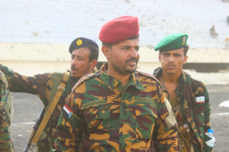 قائد قوات الحزام الأمني بزنجبار نجيب وارد يهنئ القيادة الجنوبية بمناسبة الذكرى الـ(62) لثورة الرابع عشر من أكتوبر المجيدة