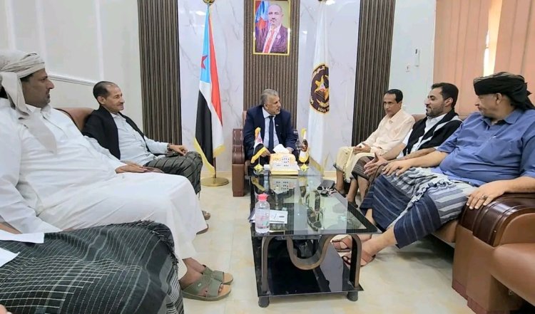 فريق التوجيه والرقابة الرئاسي وانتقالي المهرة يقفان على نتائج احتفالات الذكرى الـ62 لثورة 14 أكتوبر المجيدة