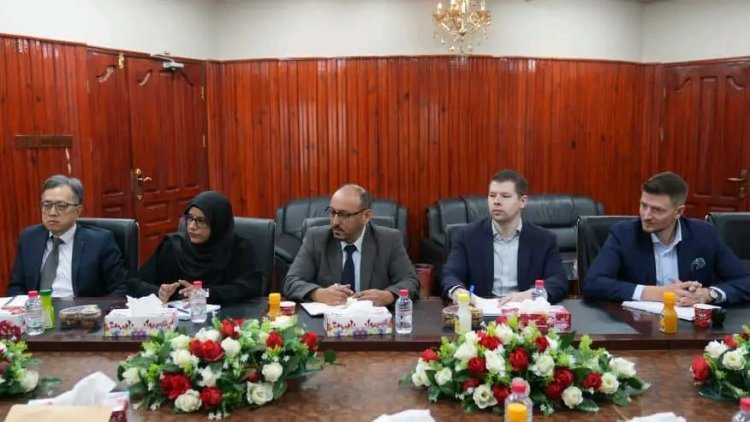 وفد من مكتب المبعوث الأممي يبحث مع القيادات الأمنية والعسكرية في المهرة التحديات والصعوبات التي تواجههم