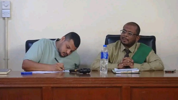 عدن .. محكمة صيرة تحجز قضية واقعة القتل في حي الطويلة للنطق بالحكم الأربعاء القادم