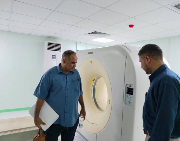 مدير الإدارة الاقتصادية والخدمية بانتقالي أبين يتفقد أعمال الصيانة للأشعة المقطعية بمستشفى الرازي