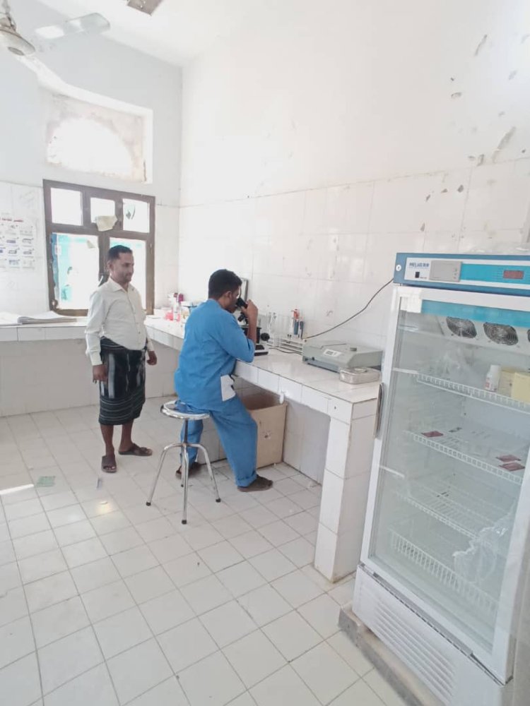 رئيس قسم الاقتصاد والخدمات بانتقالي الوضيع يشيد بالتحسن الملحوظ في أداء مستشفى المديرية