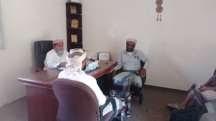 مدير عام مكتب الأوقاف والإرشاد بأبين يلتقي المدرسين بإصلاحية السجن المركزي بعد عودتهم من أداء العمرة