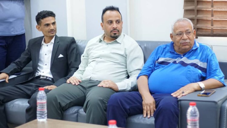 وزير الشباب والرياضة يبحث مع المنتدى السياسي والحقوقي سُبل تأهيل وتمكين شباب الضالع