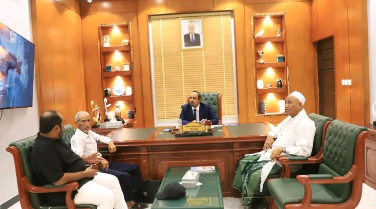 محافظ حضرموت يوجّه بزيادة مخصص كهرباء دوعن لتحسين الخدمة والتخفيف عن المواطنين