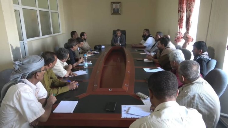 توجيهات محافظ أبين بتعزيز معايير الاستهداف الدقيق للأسر الأشد فقراً ضمن مشروع المساعدات الغذائية