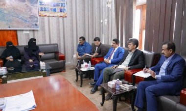 محافظ شبوة يبحث مع مؤسسة شبوة لعلاج أمراض القلب سبل تعزيز التعاون والتنسيق المشترك