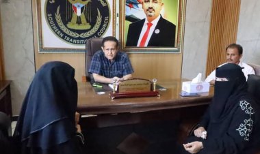 رئيس تنفيذية انتقالي لحج يطلع على نشاط التعليم الإلكتروني بمديرية الحوطة