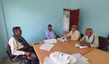 رئيس تنفيذية انتقالي خنفر يلتقي مدير مكتب الزراعة والري بالمديرية