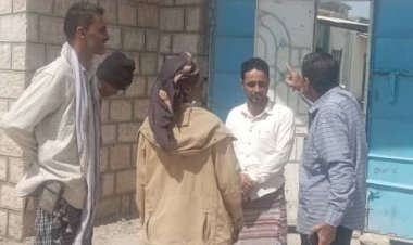 رئيس تنفيذية انتقالي أحور يقف على تداعيات إغلاق مستشفى المديرية ويؤكد إعادة فتحه