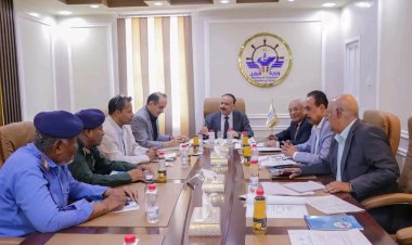 اجتماع اللجنة الوزارية العليا للتحقيق بحادثة احتراق حافلة نقل الركاب بطريق العرقوب