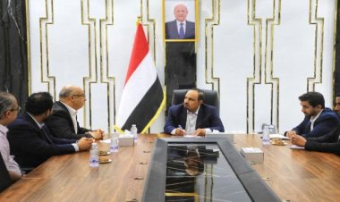 محافظ حضرموت يبحث مع وفد منظمة اليونيسكو تعزيز التعاون في حماية التراث الثقافي