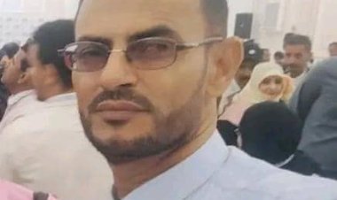 إلى دولة رئيس الحكومة بن بريك: قليل الزيف يُسكر .. فكيف بكثيره؟