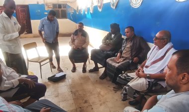 مدير مكتب الشباب والرياضة بلحج يلتقي باللجنة المنظمة لدوري 30 نوفمبر لمناقشة الترتيبات النهائية لانطلاق البطولة