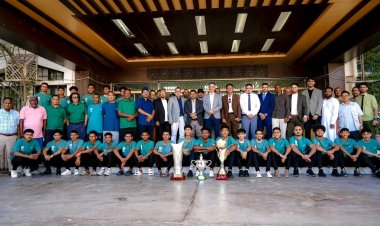 المحافظ لملس يستقبل فريق وحدة عدن المتوّج ببطولة دوري عدن الممتاز ويؤكد دعمه لاستمرار النشاط الرياضي