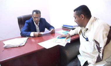 في لقاء جمعه برئيسها.. محافظ أبين يثني على جهود مؤسسة تراحم الإنسانية في خدمة المجتمع