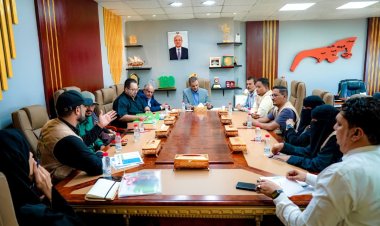 محافظ العاصمة عدن يشدد على تكاتف الجهود لحماية البيئة والأراضي الرطبة ومواجهة تغيّر المناخ