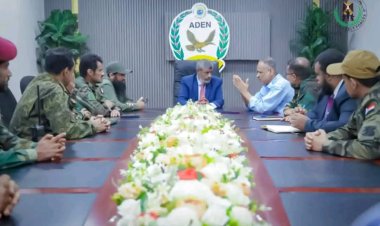 القيادة العامة لقوات الحزام الأمني والفريق الأمني بمكتب المحرمي يزوران المنطقة الحرة في العاصمة عدن