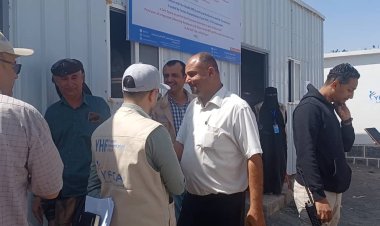 وفدا من السفارة الهولندية يتفقد عددا من المنشآت الصحية بمديرية الضالع