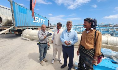 وصول أولى تجهيزات حديقة عدن الكبرى.. مشروع ترفيهي غير مسبوق يغيّر وجه العاصمة عدن