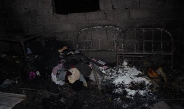 تعز.. خلية الأعمال الإنسانية تقدم مساعدات عاجلة لعائلة نازحة بعد حريق منزلها.