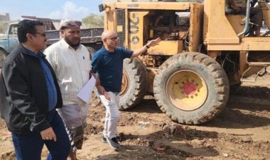 عدن..المنصورة تدشن دوار بئر فضل بالشراكة مع القطاع الخاص