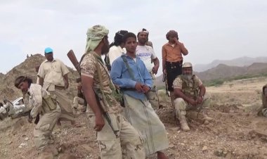 عبدالرقيب السنيدي... الصوت الحر والمقاتل حين تخلّى الكثيرون