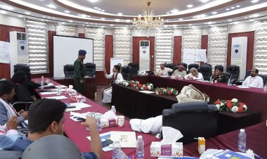 المهرة: مكتب الشؤون القانونية يختتم الدورة التدريبية في العدالة التصالحية والوساطة القانونية