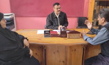 خلال زيارته مكتب التربية والتعليم بالمديرية    مدير عام المنصورة يناقش عدد من القضايا والاستعدادات لاختبارات الفصل الدراسي الأول