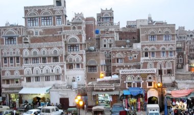 صنعاء تغرق في الفوضى.. خمور محرّمة مغشوشة تقتل خمسة شباب وسط غياب كامل للرقابة