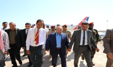 محافظ حضرموت الجديد يصل المكلا بعد أداء اليمين الدستورية