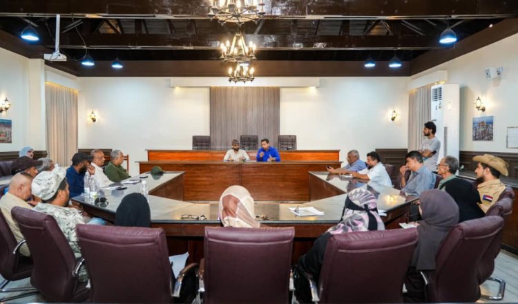 بن جرادي يوجّه مكاتب صيرة بتحسين الخدمات وتشديد الرقابة على الأسواق