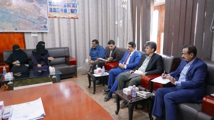 محافظ شبوة يبحث مع مؤسسة شبوة لعلاج أمراض القلب سبل تعزيز التعاون والتنسيق المشترك