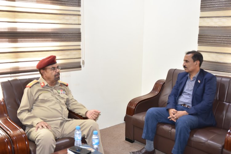 رئيس انتقالي حضرموت يلتقي رئيس مركز العمليات المشتركة بالمحافظة