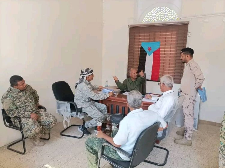 لجنة الإشراف العام تتابع ميدانياً تنفيذ خطة البرنامج الأمني المكثف في شرطة العريش وخور مكسر