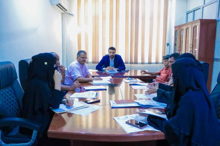 لجنة تنظيم الصيد التقليدي تواصل مراجعة اللائحة النهائية تمهيدًا لاعتمادها رسميًا