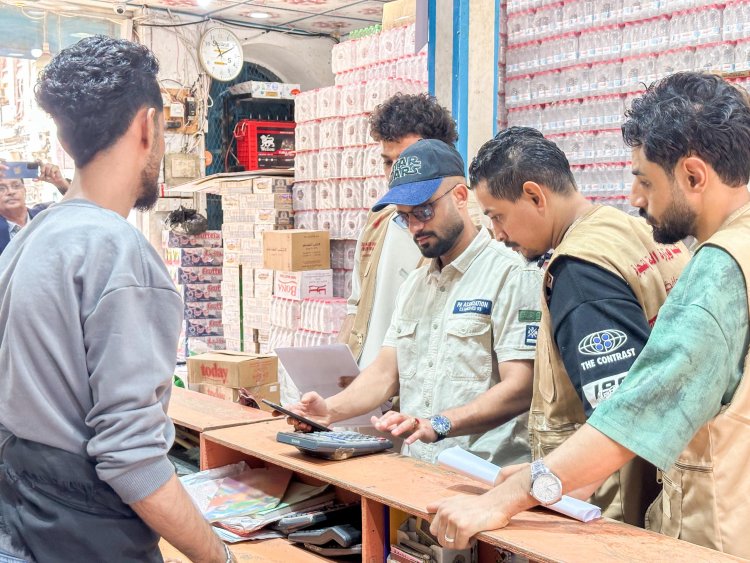 مدير صيرة يقود حملة ميدانية لضبط أسعار السلع الغذائية وحماية المستهلك