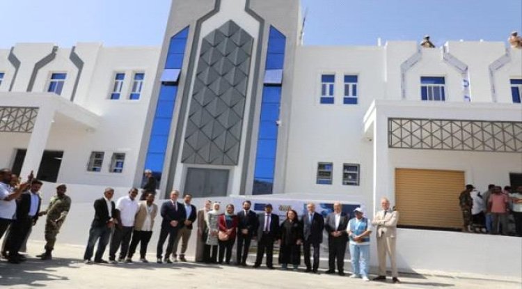 محافظ حضرموت وسفير الاتحاد الأوروبي يفتتحان مركز الصادرات السمكية بالمحافظة